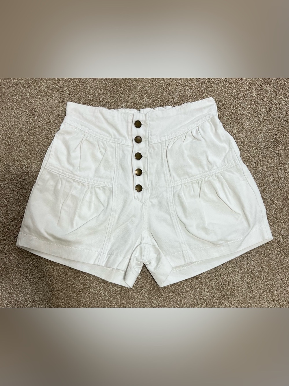 SHEIN White Button-Front Shorts Size Small